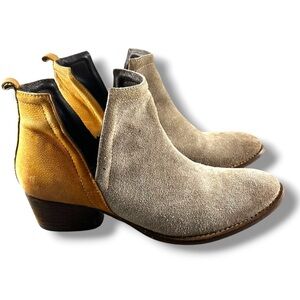 Diba True Stop By Suede Cutout Ankle Boots Size 10 Taupe & Brown